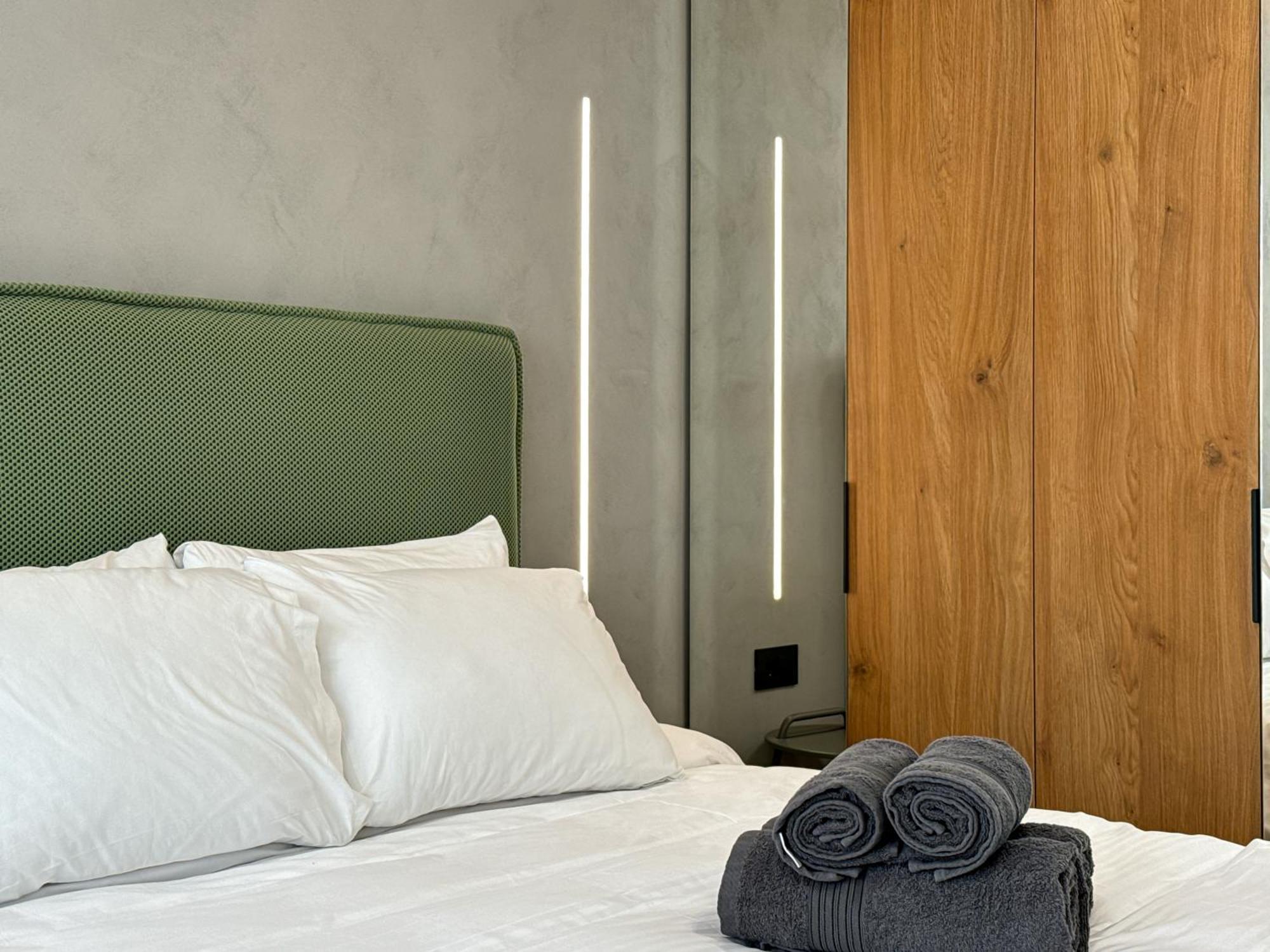 Greenkaravan Suite Thessaloniki Buitenkant foto
